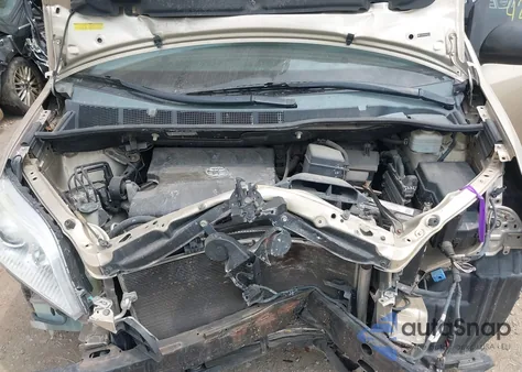 2011 Toyota Sienna Base V6 из США, поврежденный, VIN 5TDZK3DC6BS041532